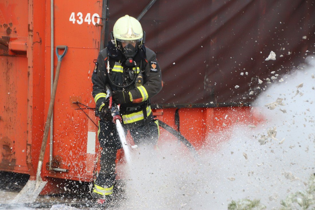 Brand op gemeentewerf Katwijk